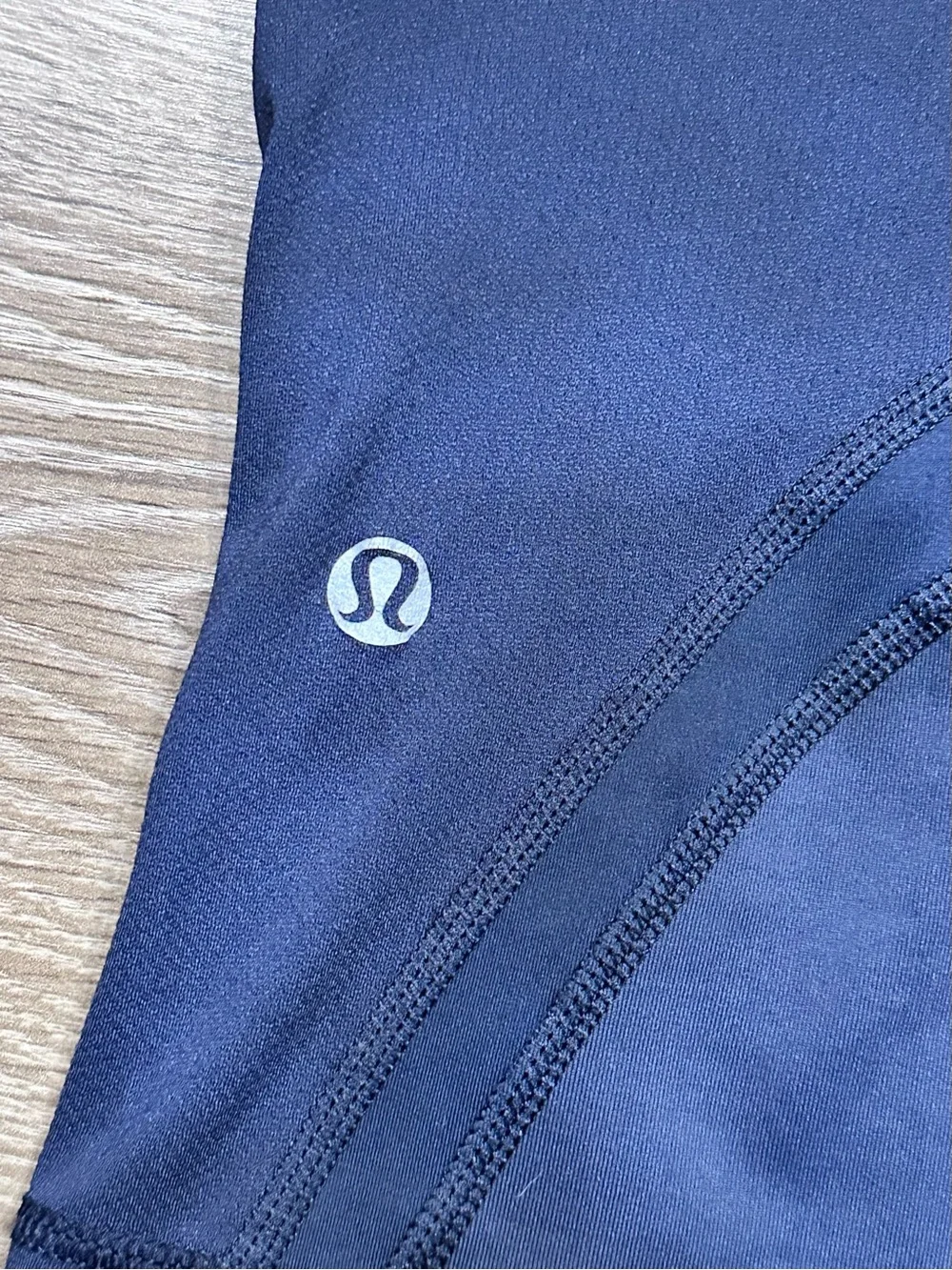 Lululemon Inspire Crop Leggings Inkwell/Ocean Stripe Mesh Panels *Flaw*